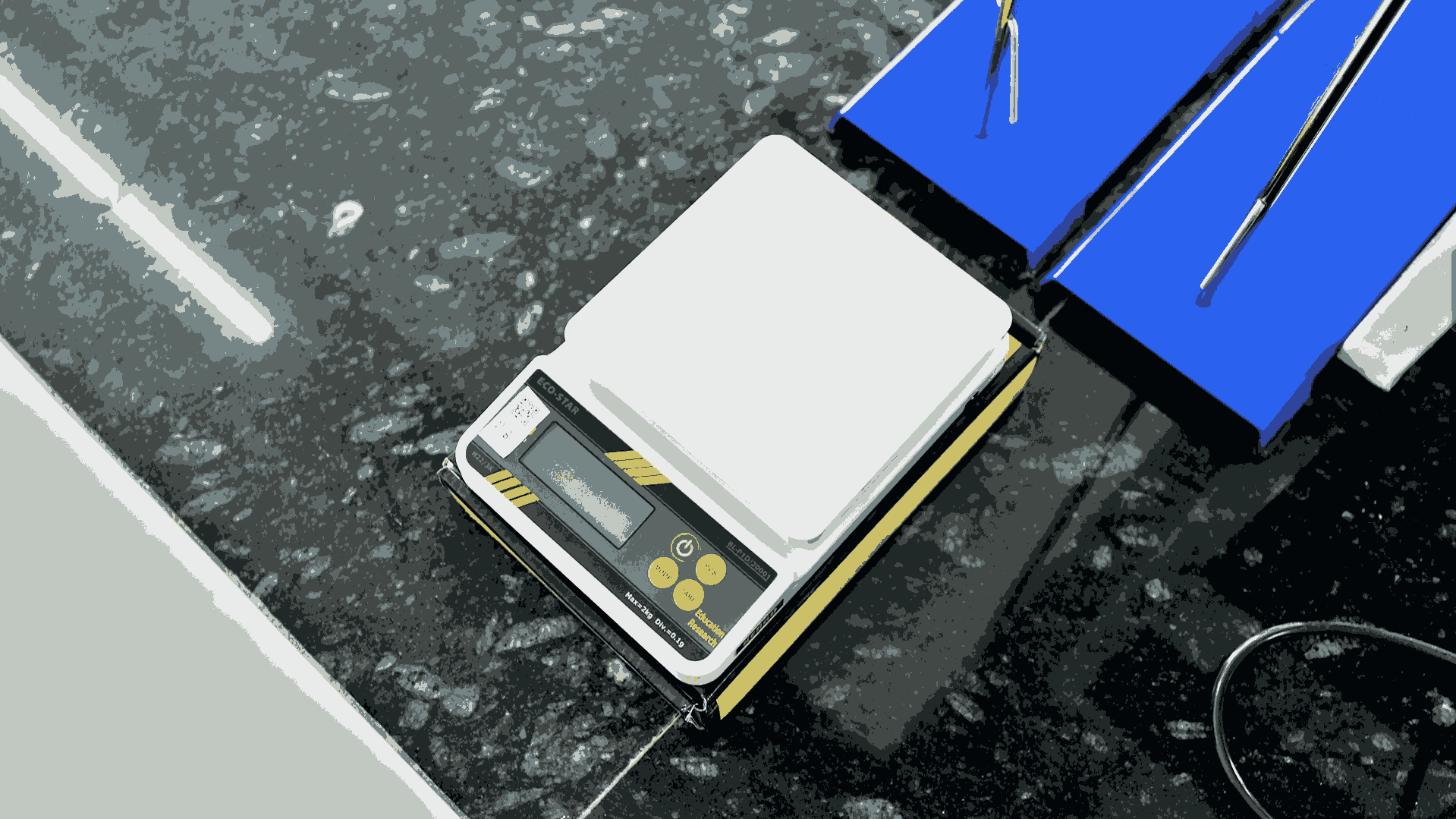 Pragjyotishpur University Guwahati Central instrument lab photo 24